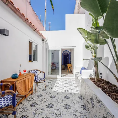 Blue Sardine Historic Townhouse Algarve Beaches Semesterbostad