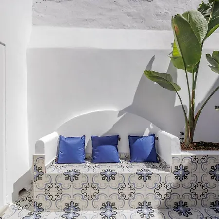 Blue Sardine Historic Townhouse Algarve Beaches Holiday home *