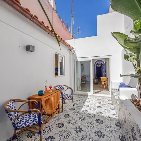 Semesterbostad Blue Sardine Historic Townhouse Algarve Beaches